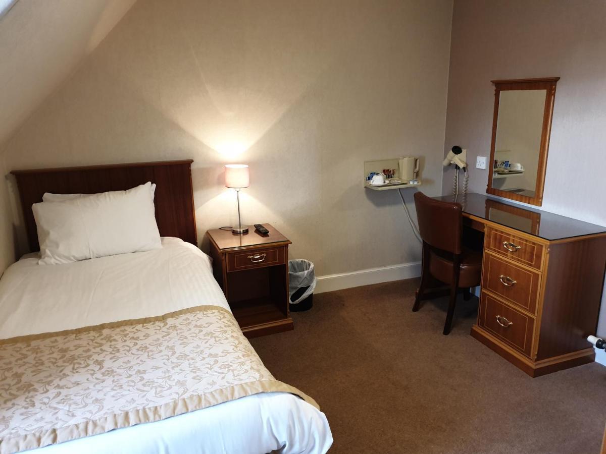 Commercial Hotel Alness Luaran gambar