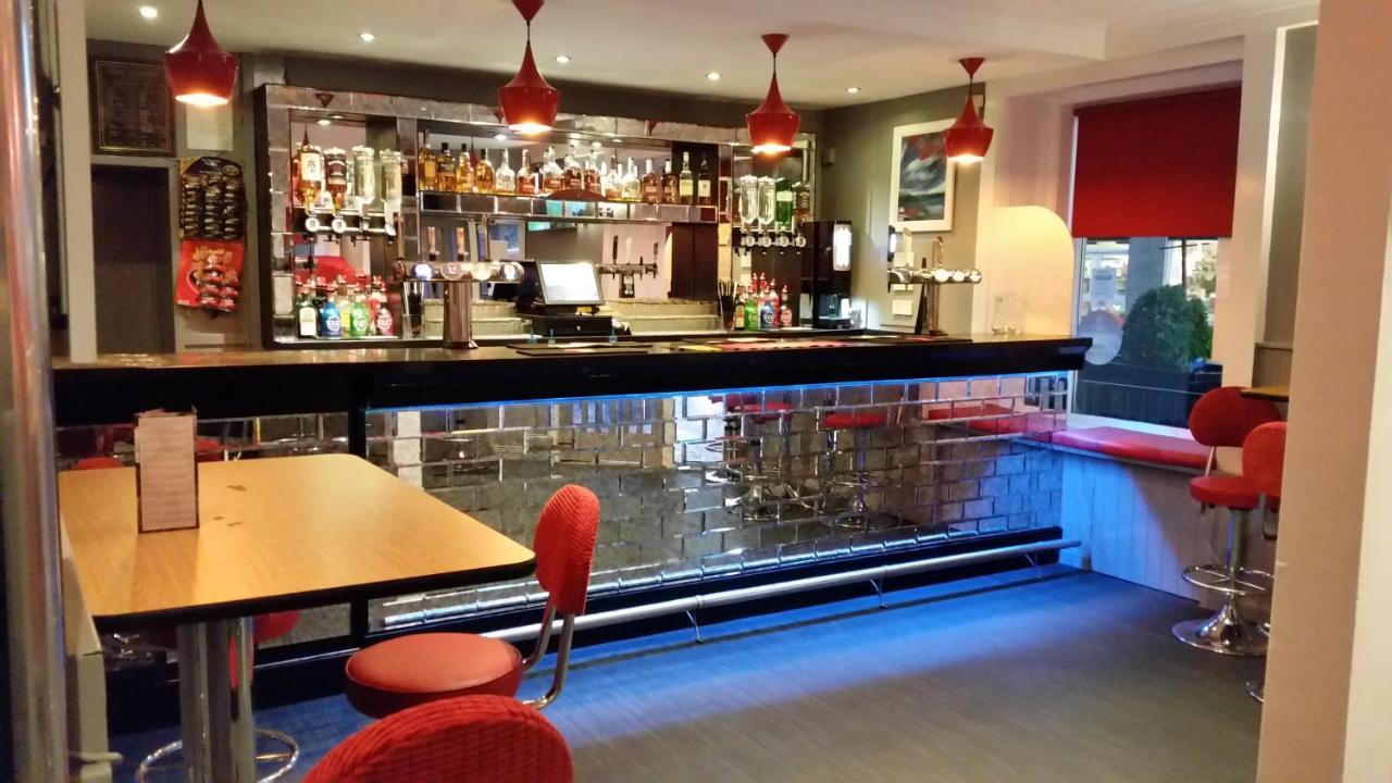 Commercial Hotel Alness Luaran gambar