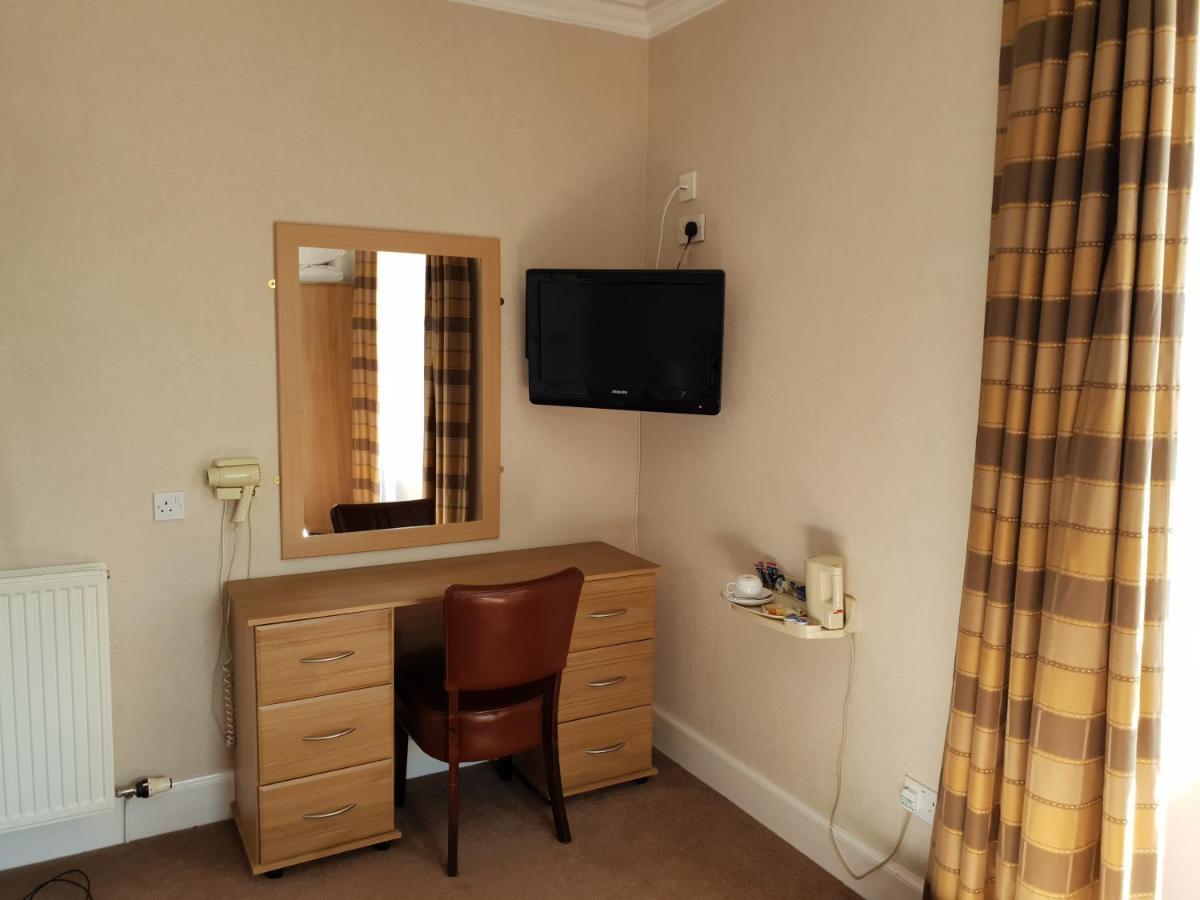 Commercial Hotel Alness Luaran gambar