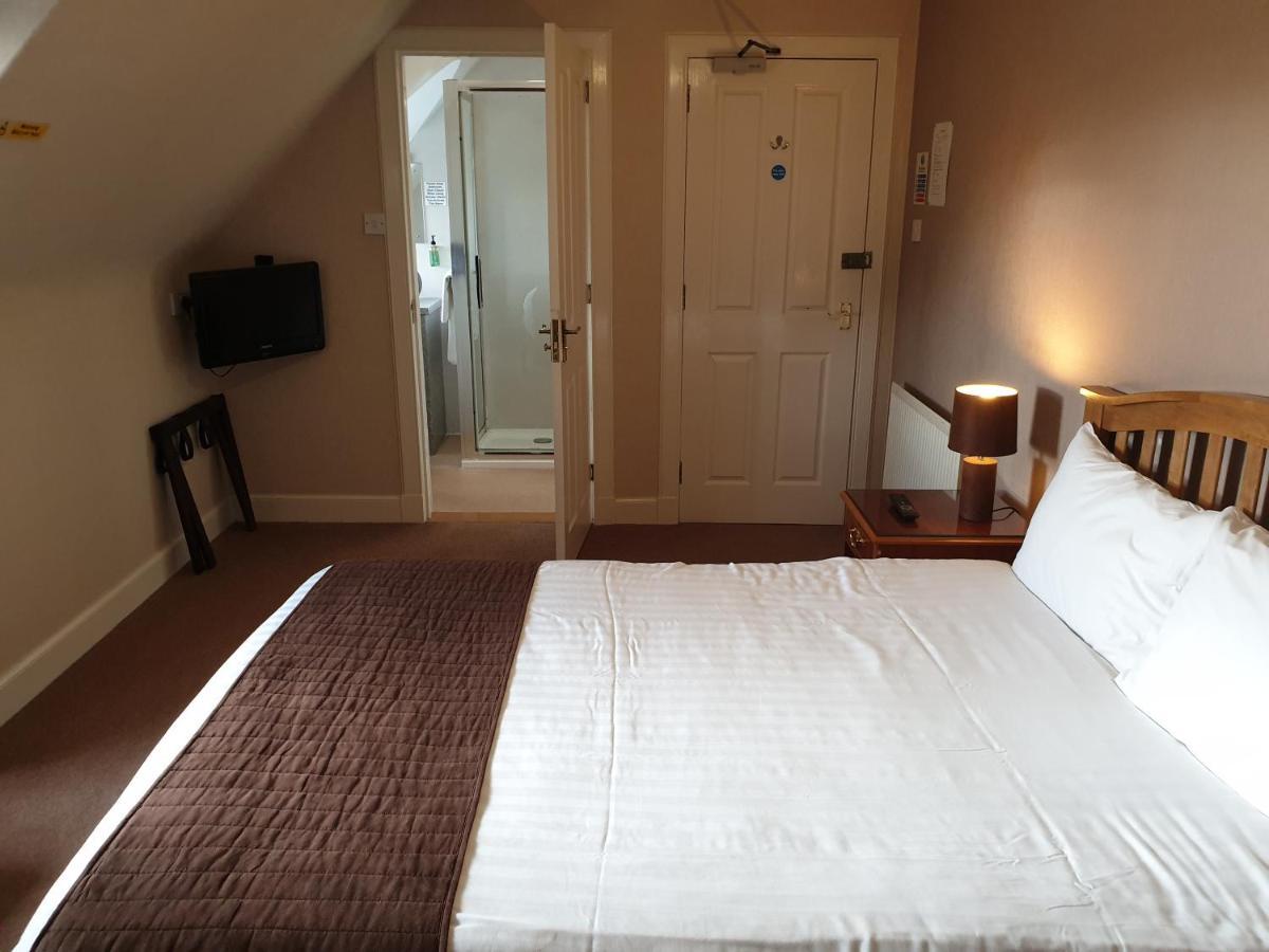 Commercial Hotel Alness Luaran gambar